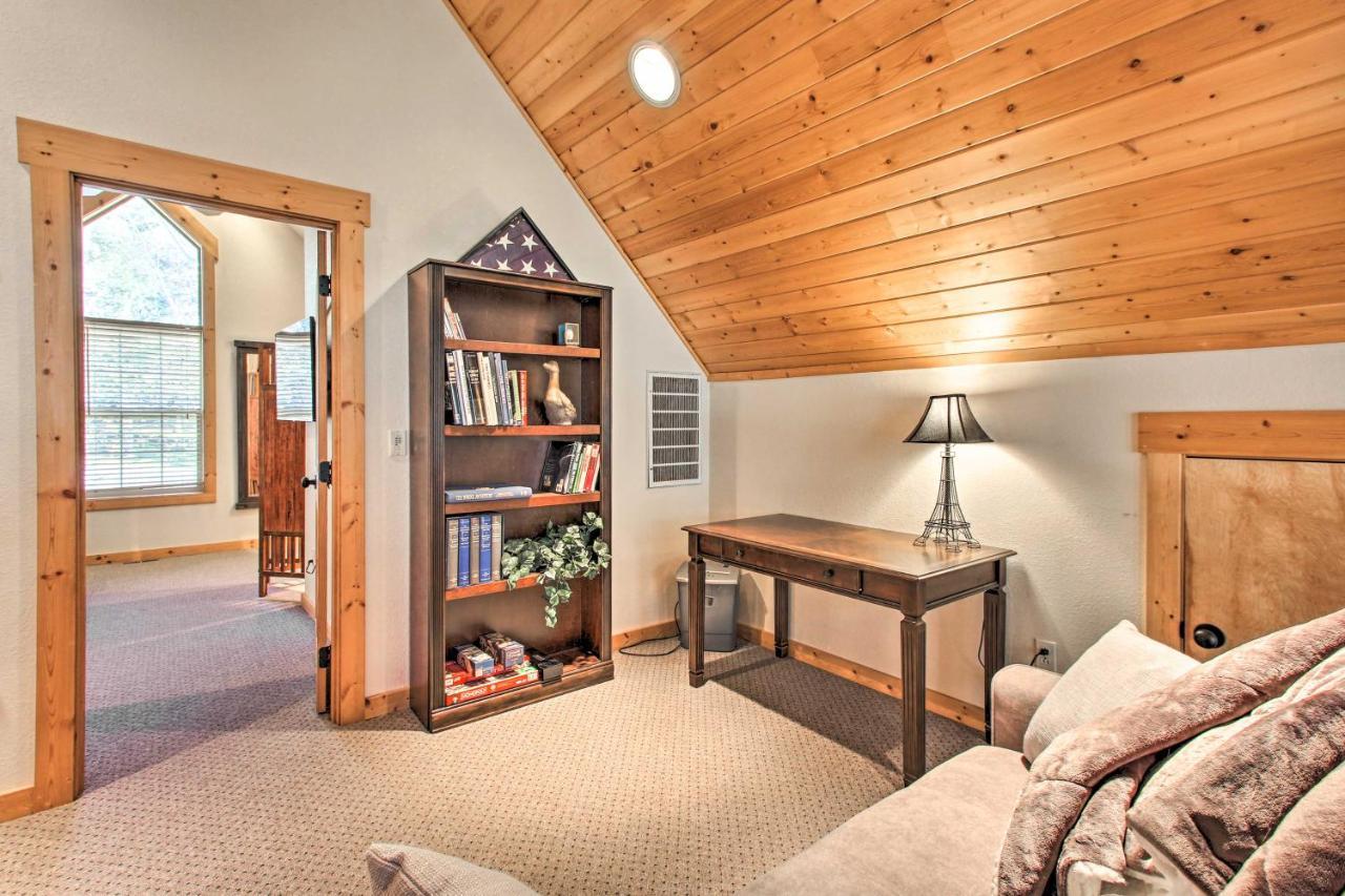 Klamath Falls Cabin Retreat With Deck And Grill! المظهر الخارجي الصورة